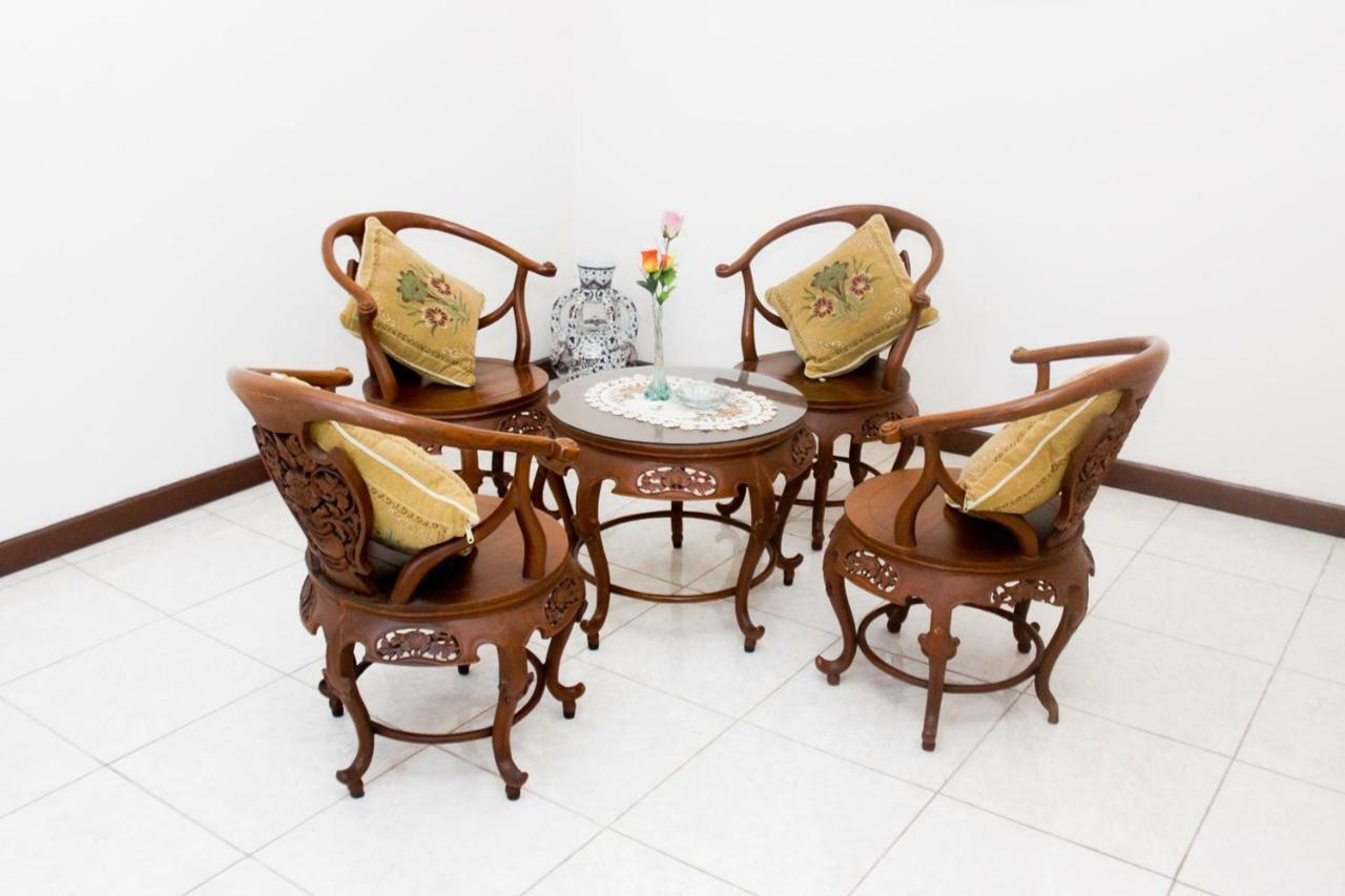 Hotel Wiwi Perkasa 2 Indramayu エクステリア 写真